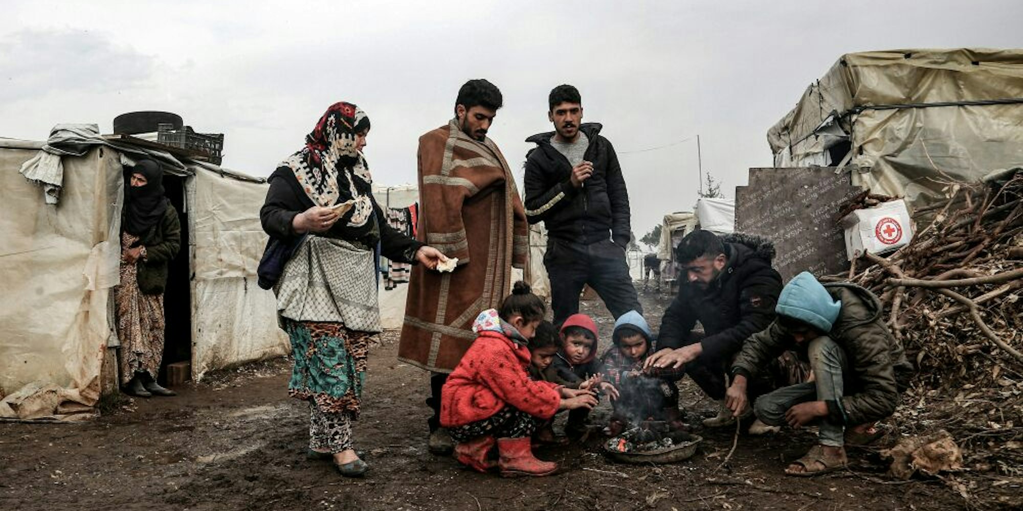 Die Bilder in den Medien motivieren Menschen, sich zu engagieren. Hier ein Flüchtlingslager im Libanon in diesem Winter