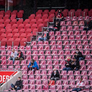 FC Fans Stadion fast Geisterspiele