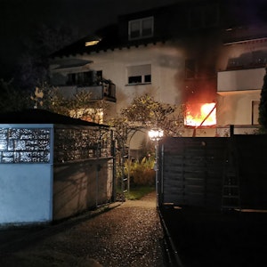 Brand in Mehrfamilienhaus in Bochum