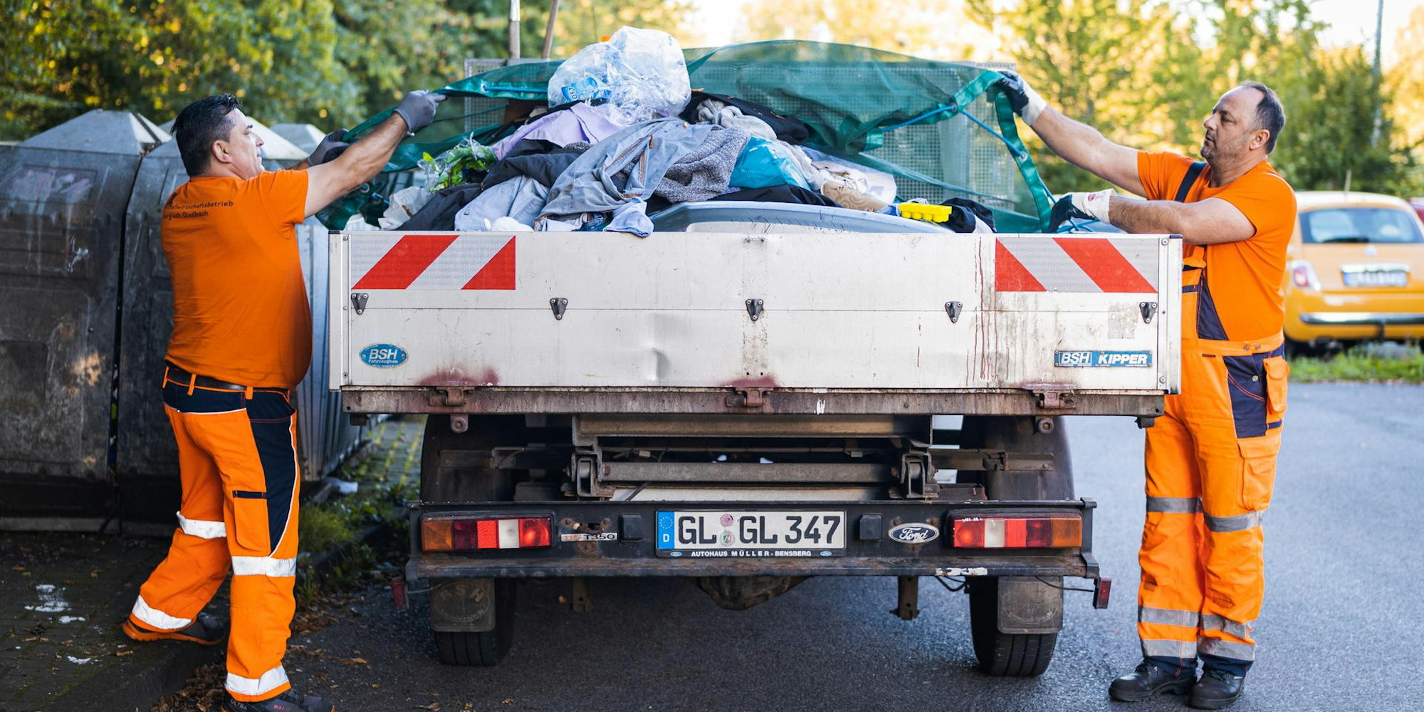 Müll in Bergisch Gladbach 071221