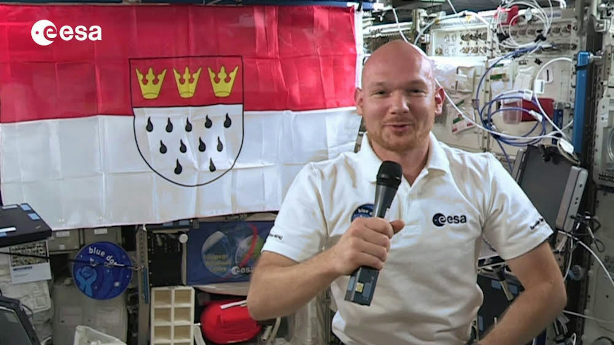 Gerst grüßt die „Weltraum- und Astronautenstadt Köln“ von der Internationalen Raumstation ISS aus.