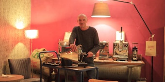 Michael Kühn in seinem zweiten „Wohnzimmer“, seiner Werkstatt