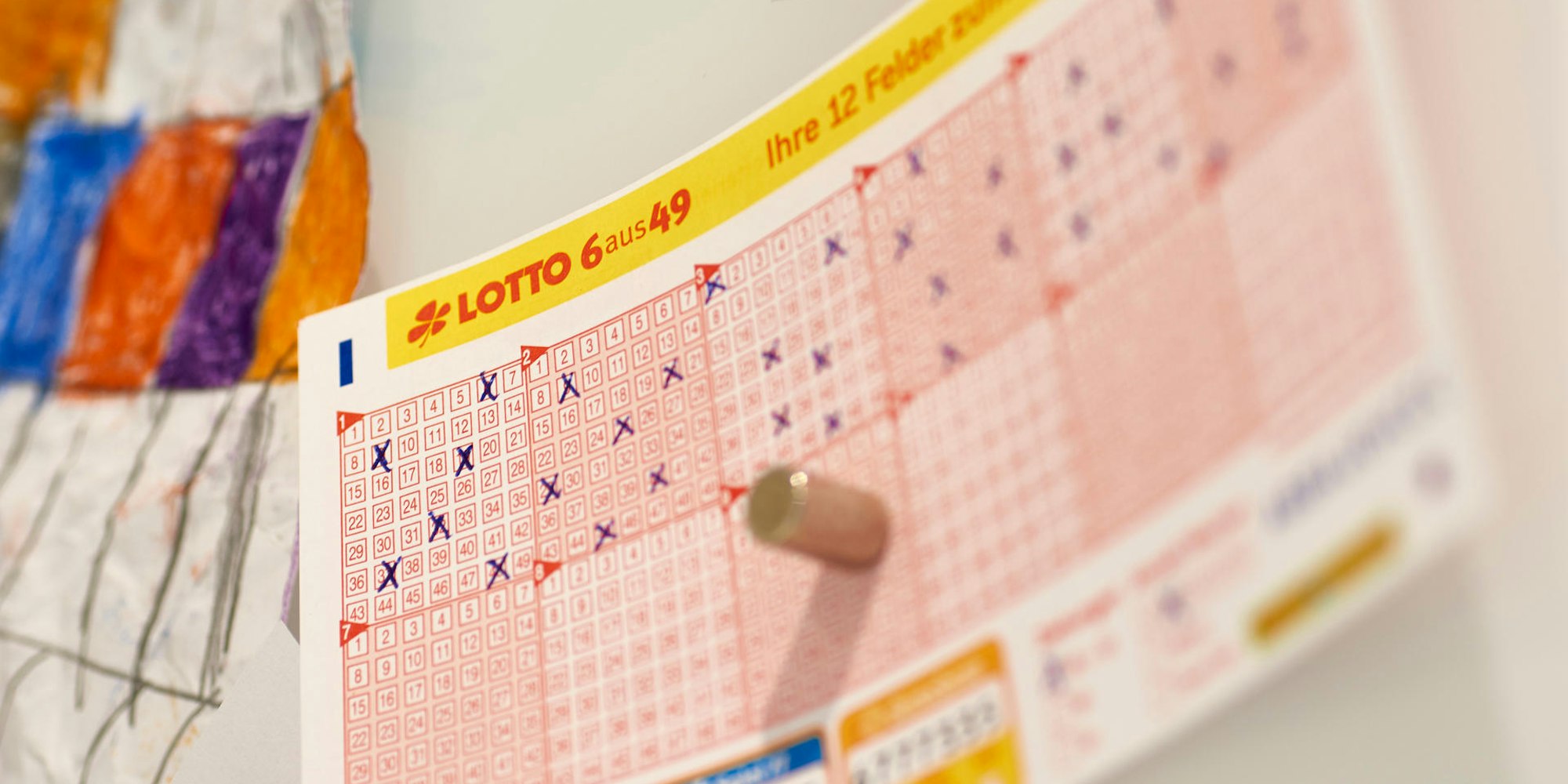 Am kommenden Samstag könnte die Freude groß sein: Bei LOTTO 6aus49 wartet der dritthöchste Jackpot des Jahres von 27 Millionen Euro auf einen Gewinner.