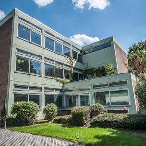 Die Grundschule Büscherhof wird für voraussichtlich sechs Millionen Euro generalüberholt und erweitert.