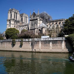 Notre-Dame_Paris