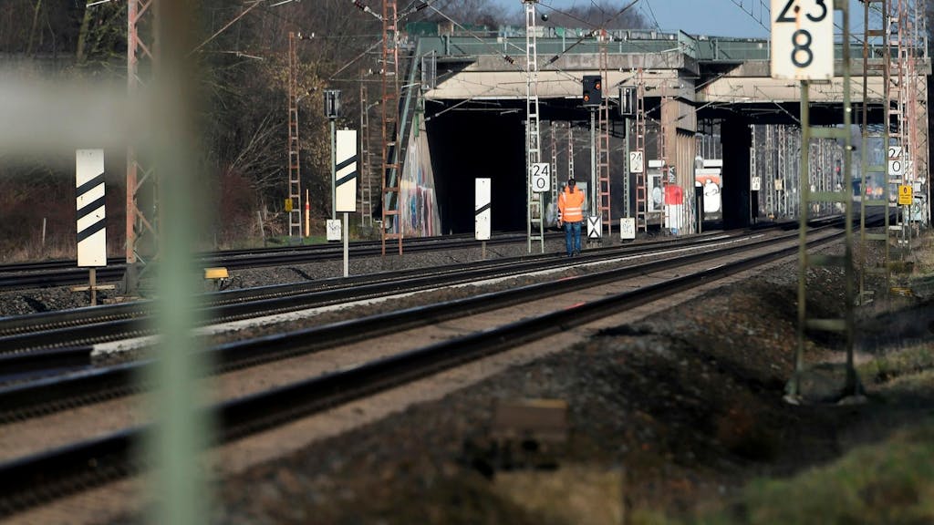 S-Bahn Langenfeld