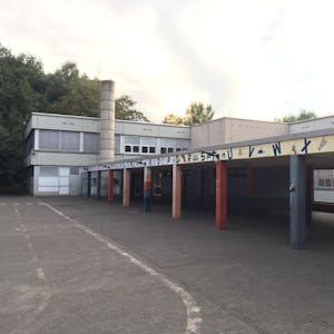Der Mensabetrieb in der Astrid-Lindgren-Grundschule ist durch den Starkregen beeinträchtigt.