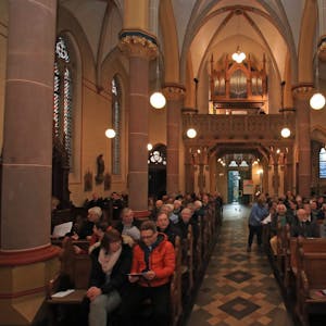 Neu für Geyen ist auch die neogotische Prospektfront der Orgel aus dem Jahr 1890. Sie stammt aus Norwegen.