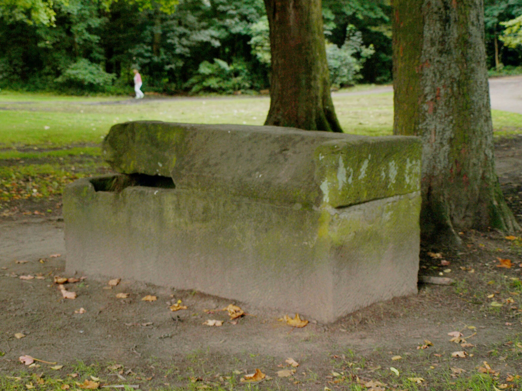 Der Sarkophag stammt aus dem 4. Jahrhundert