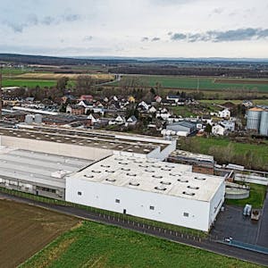Die traditionsreiche Fabrik am Stotzheimer Ortsrand, die Metsä Tissue 1998 übernommen hatte, steht vor dem Verkauf.