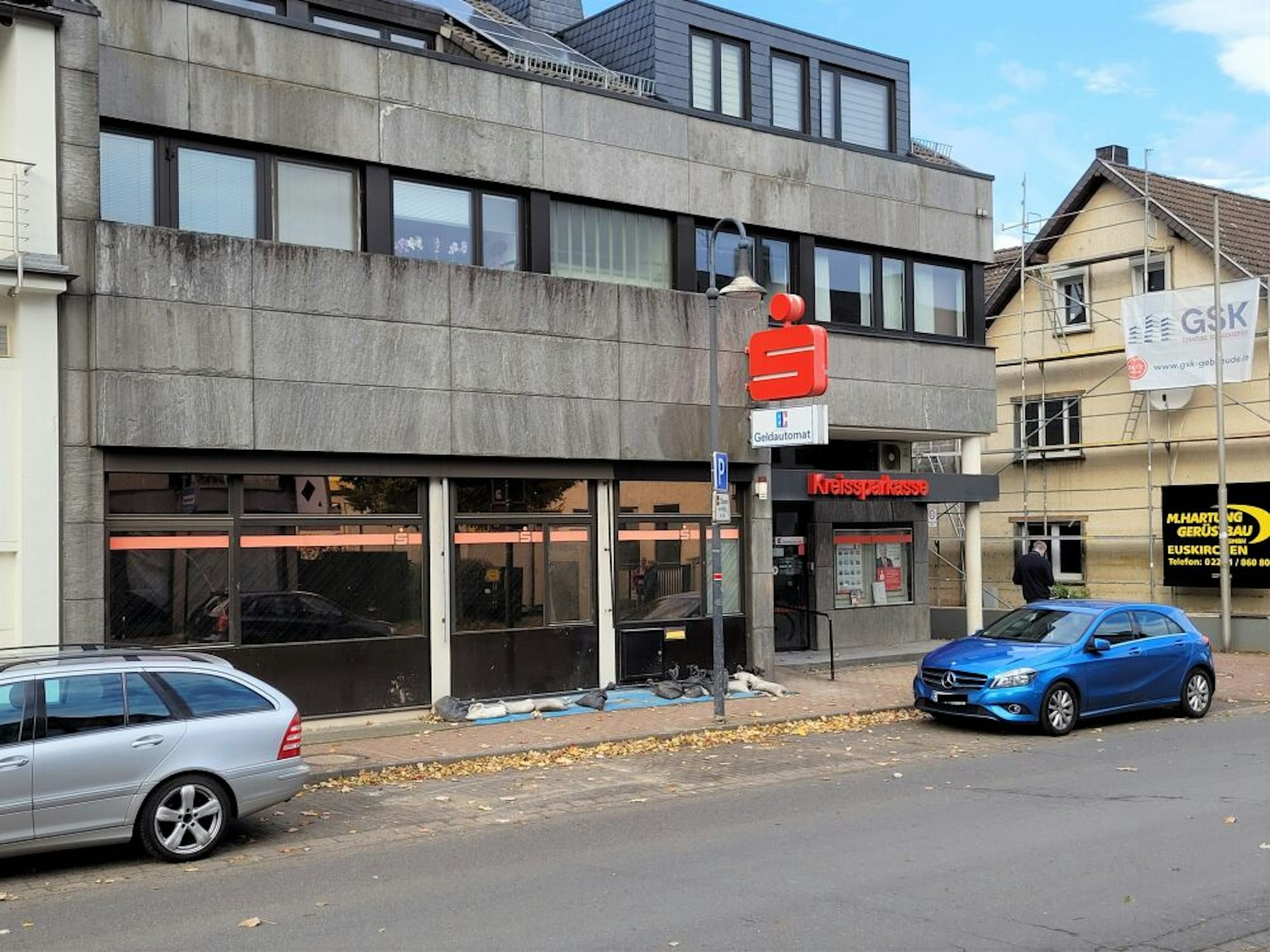 Bis zum Herbst 2022 wird es wohl noch dauern, bis die Geschäftsstelle der Kreissparkasse in der Bahnhofstraße wieder öffnet.