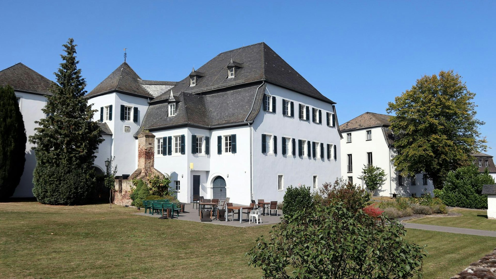 Birnen-Rundwanderweg Burg Lantershofen