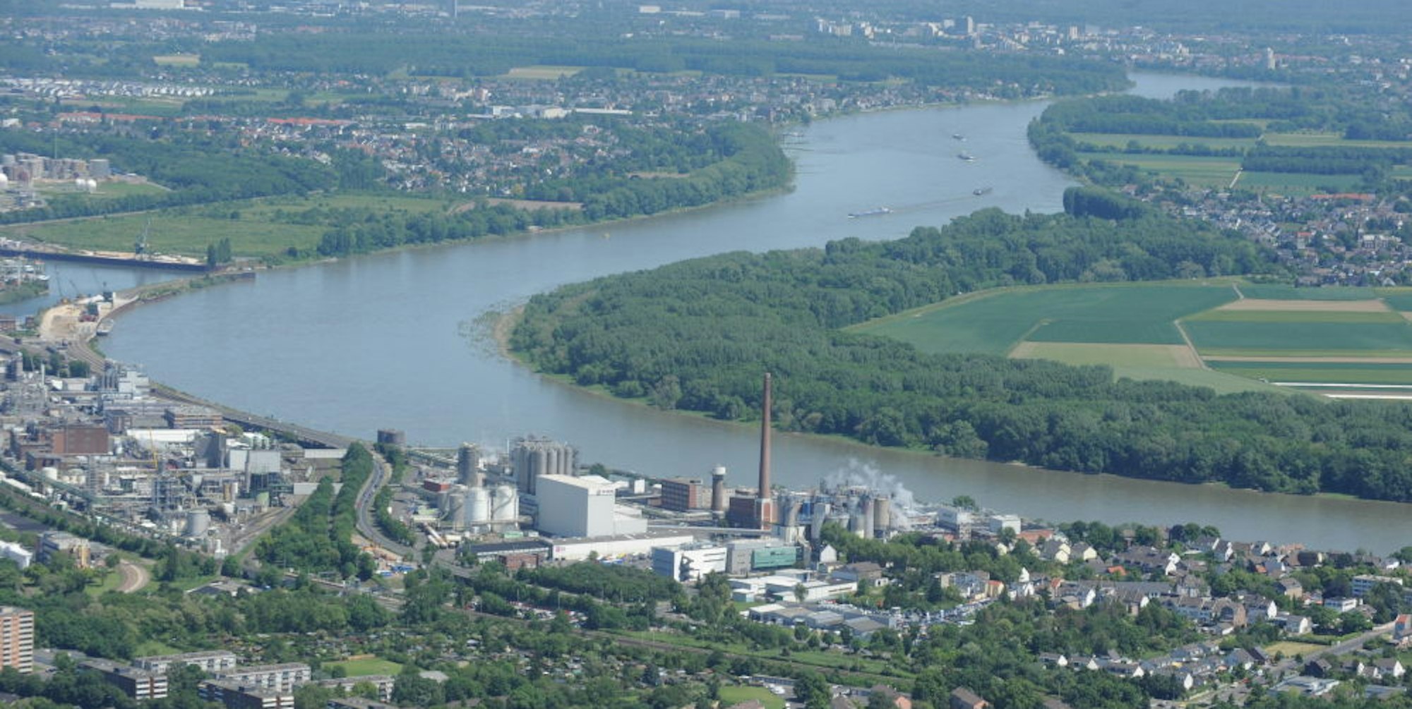 Noch ist nicht entschieden, wo genau zwischen Köln und Bonn eine neue Autobahnbrücke über den Rhein gebaut werden soll.
