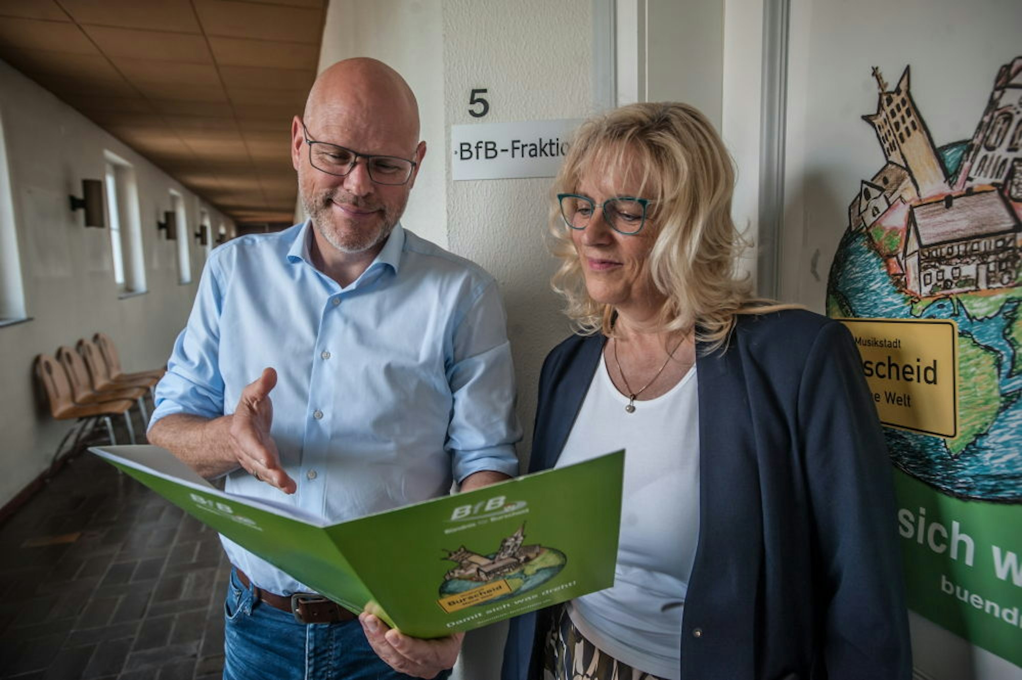 Fraktionsvorsitzender Michael Baggeler und Ulrike Hanke, die für das Amt als Bürgermeisterin kandidierte.