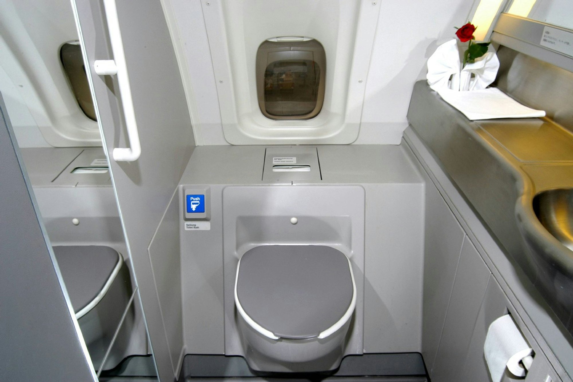 Beliebter Ort für Sex im Flugzeug: die Bordtoilette.
