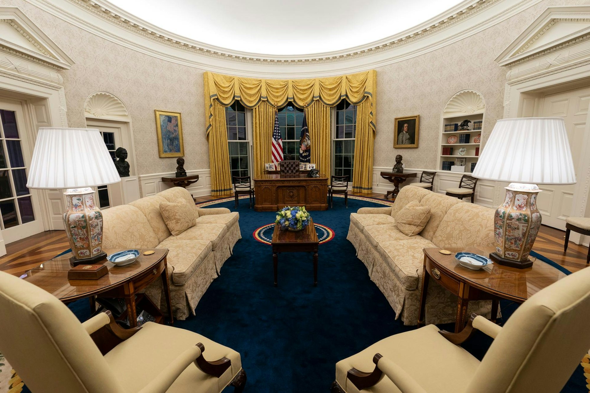 Biden_Oval_Office_5