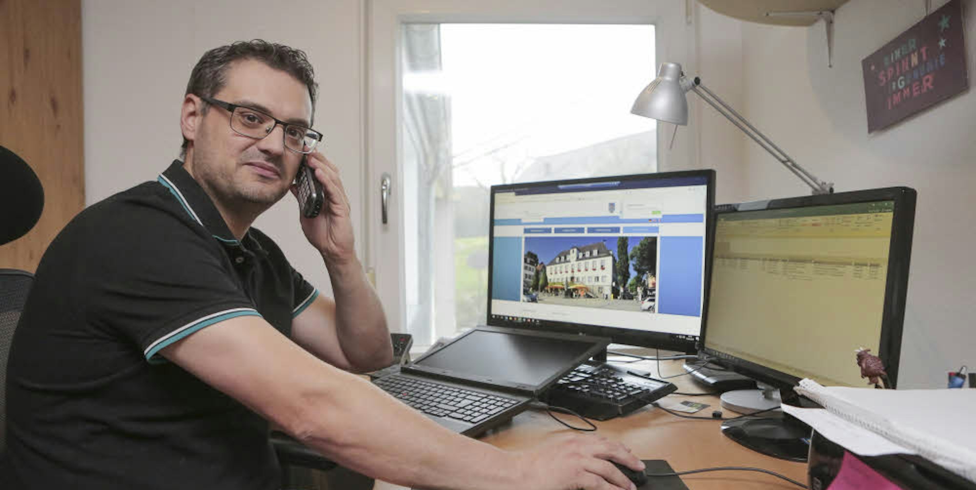 Flexibel: Wenn Thorsten Stefer einen Home-Office-Day hat, kann er mit seinem Dienst-Laptop von Zuhause aus arbeiten.