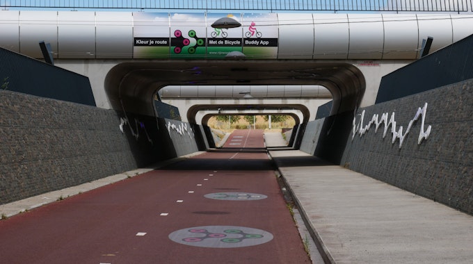 In der niederländischen Provinz Gelderland gibt es sogar Unterführungen für Radschnellwege. Foto: By Fantaglobe11 , CC BY-SA 4.0, commons.wikimedia.org
