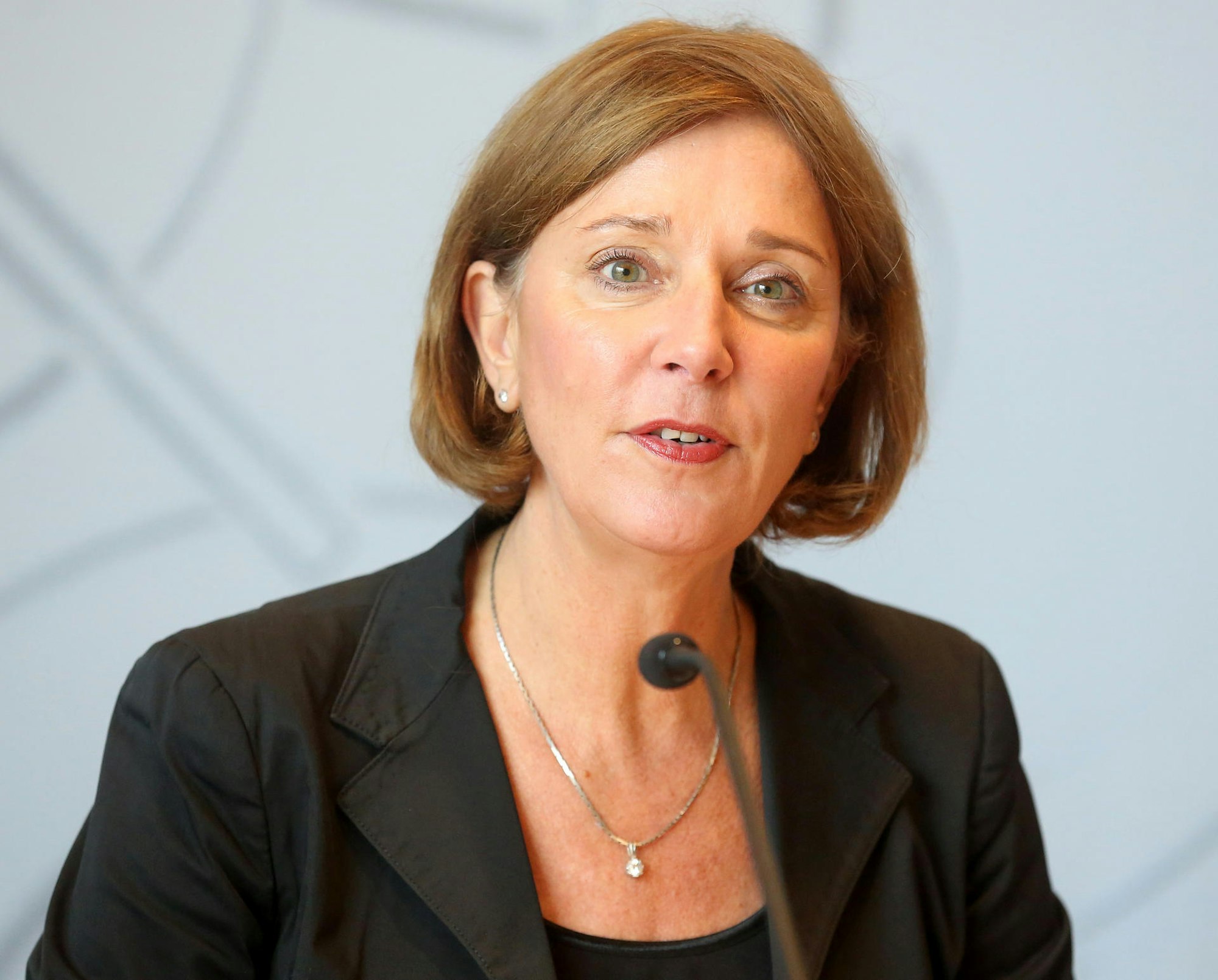 NRW-Schulministerin Yvonne Gebauer 