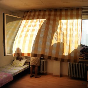 Blick in ein Zimmer einer Kölner Flüchtlingsunterkunft