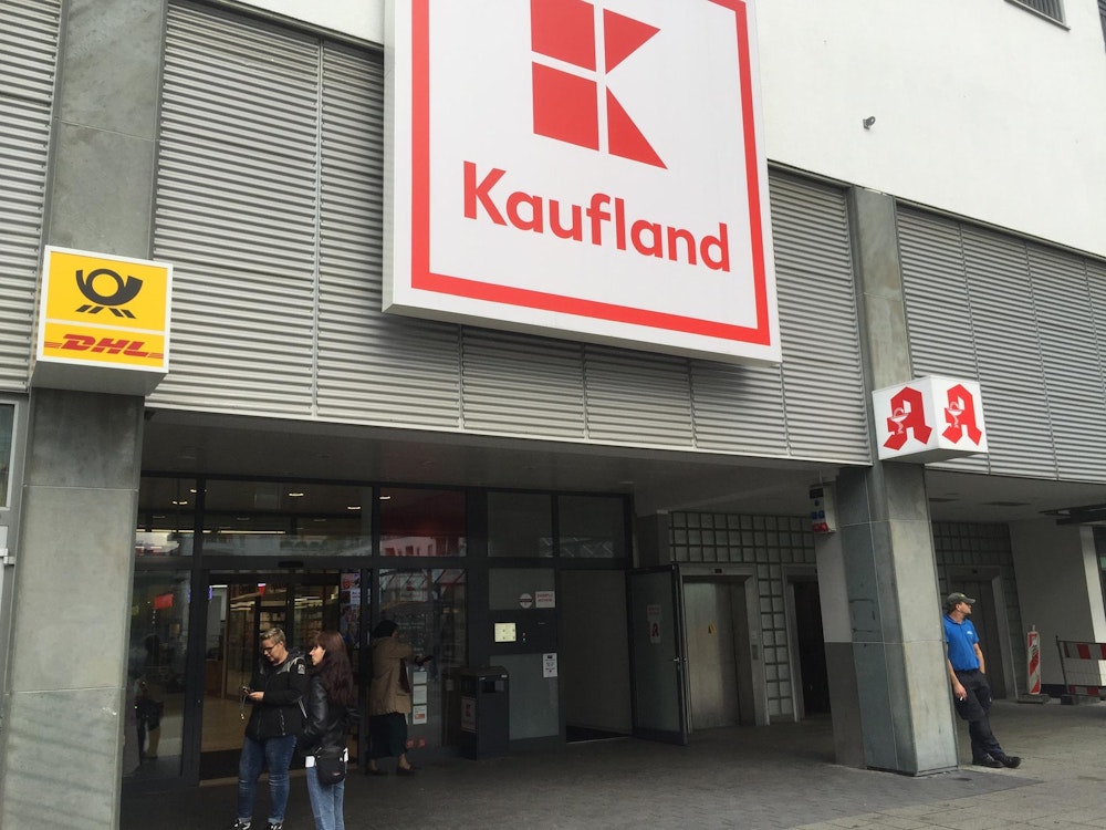 Ein undatiertes Symbolbild einer Kaufland-Filiale in Köln-Ehrenfeld.