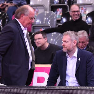 Für die Baskets ist die Saison beendet. Damit haben Präsident Wolfgang Wiedlich (l.) und Sportmanager Michael Wichterich wenigstens Planungssicherheit für die alte Saison.