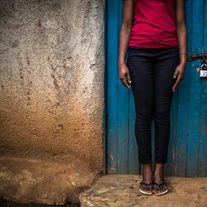 Drei Millionen Mädchen sind weltweit jedes Jahr von weiblicher Genitalverstümmelung bedroht, schätzt die Weltgesundheitsorganisation.