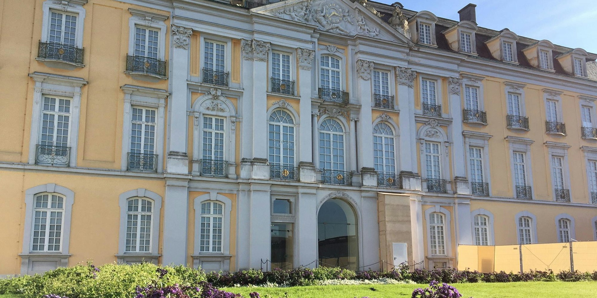 Die Türen des Schlosses Augustusburg wurden großenteils bereits erneuert.