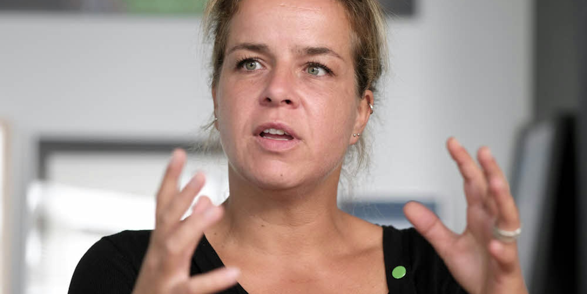 NRW-Grünen-Chefin Mona Neubaur beim Interview in der Redaktion des „Kölner Stadt-Anzeiger“