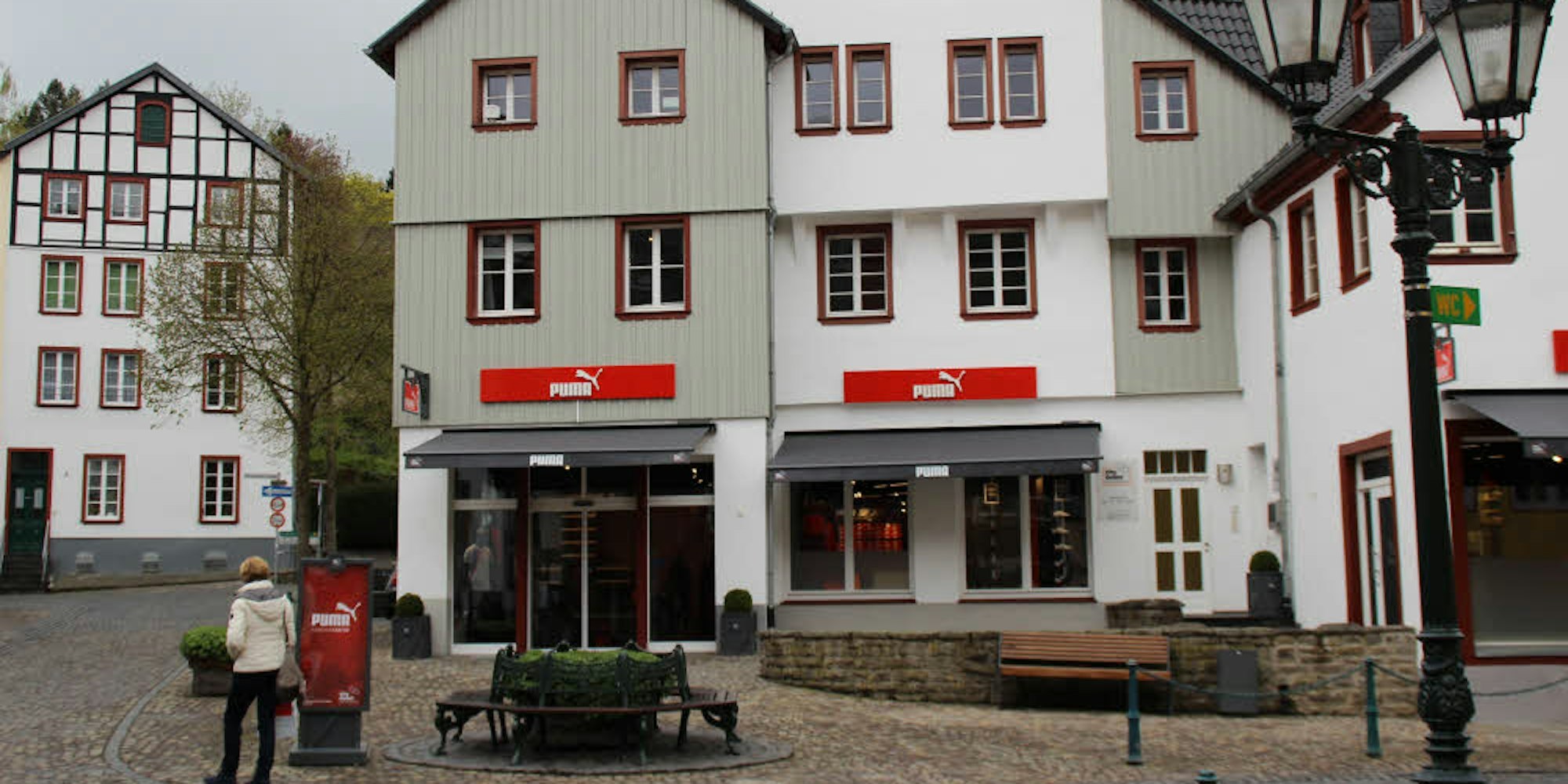 Das neue Café M 18 soll laut Outlet-Investor Marc Brucherseifer einen Beitrag zur Belebung der hinteren Marktstraße leisten.