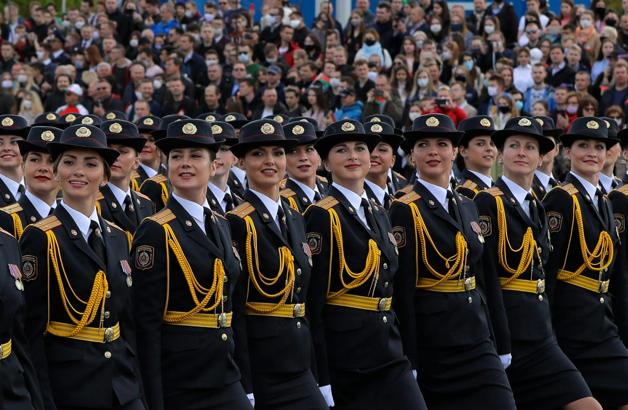 Weißrussland-Parade-Frauen