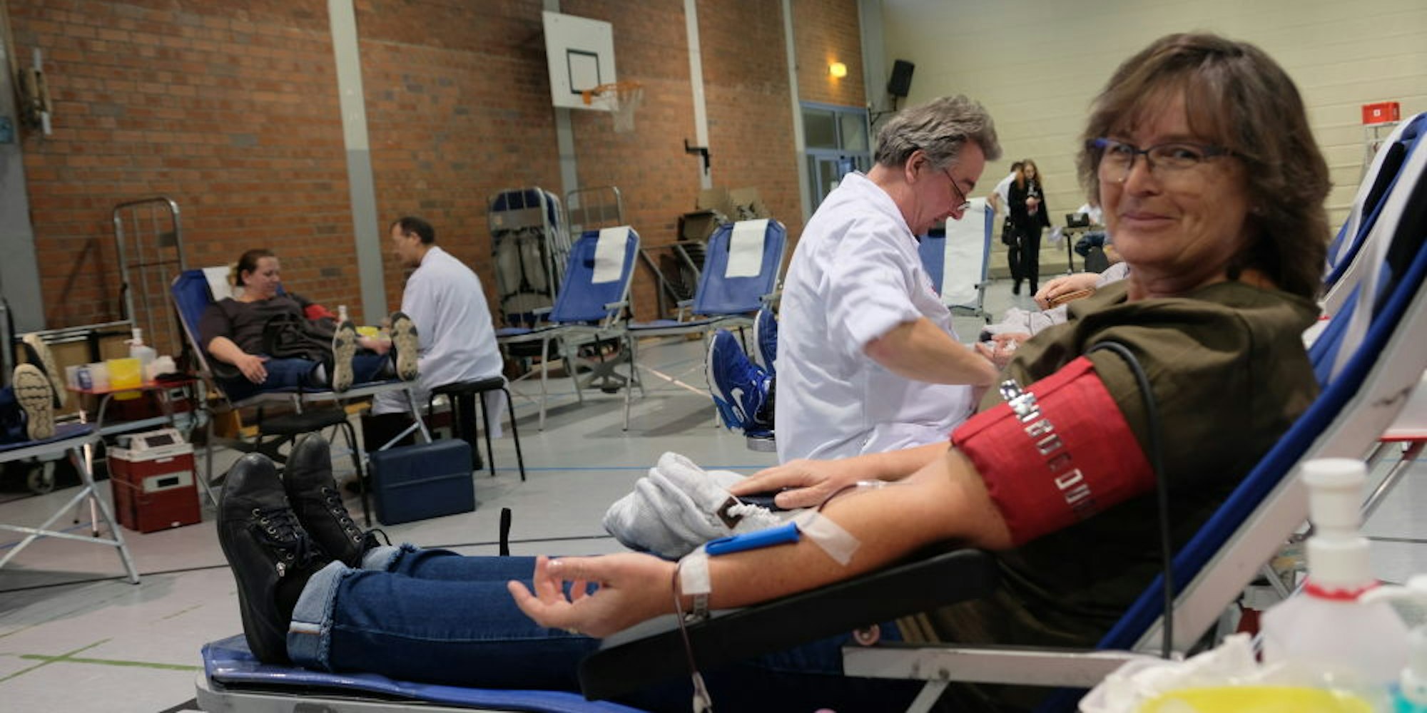 Zählt zu den Stammgästen bei den Blutspende-Aktionen in der Lommersumer Turnhalle: Monika Dickopp.