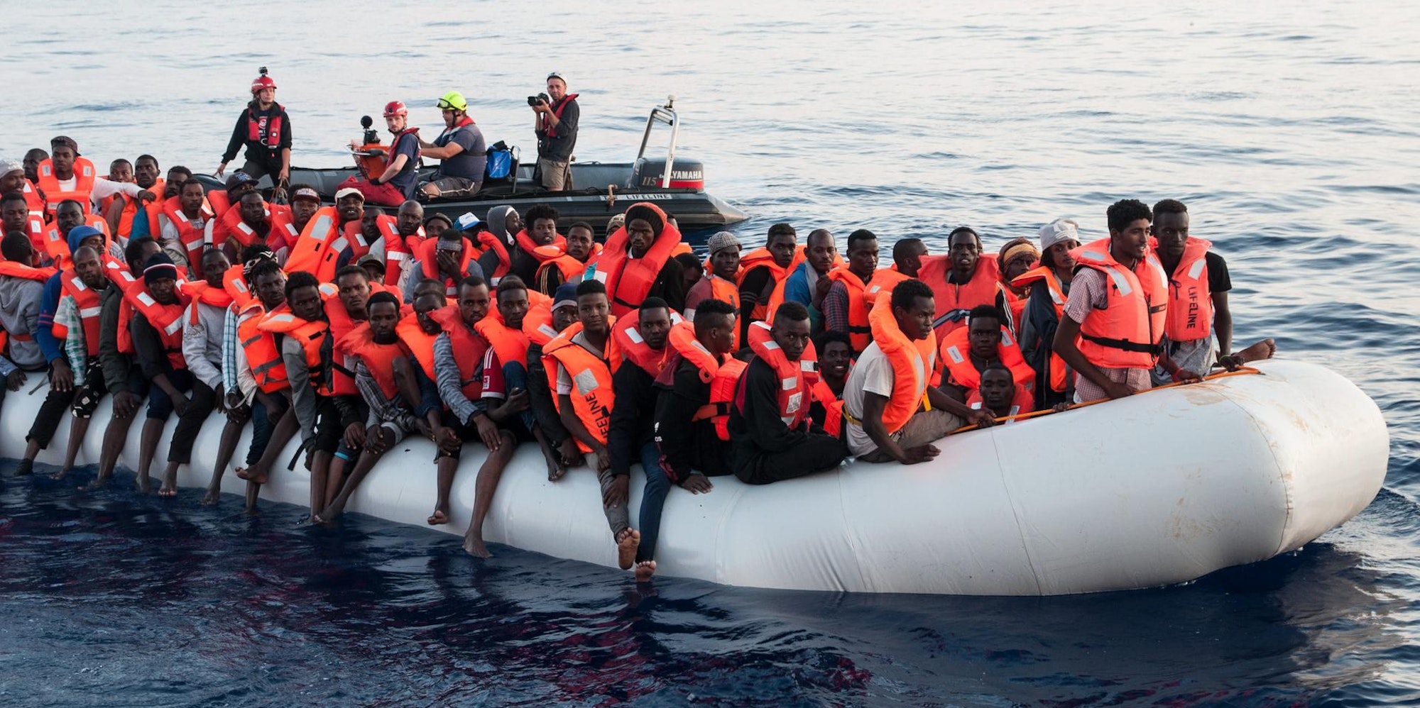 Flüchtlingsboot 120619