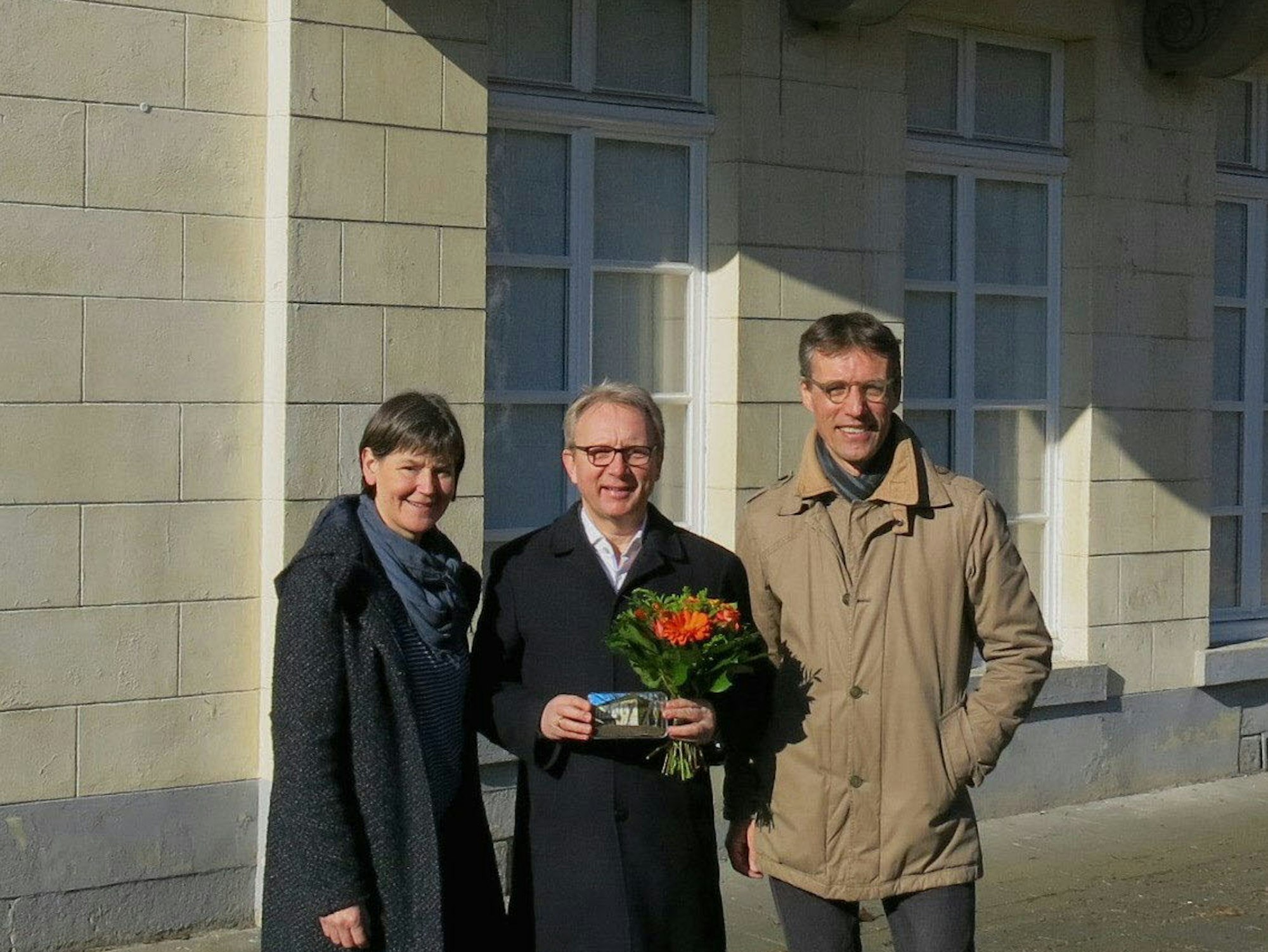 Der Förderkreis Bahnhof Belvedere e.V. konnte sein 300. Mitglied begrüßen. Christiane Vahlhaus (Mitgliederkoordinatorin), Wolfgang Link, Sebastian Engelhardt (Vorsitzender) (v.l.)