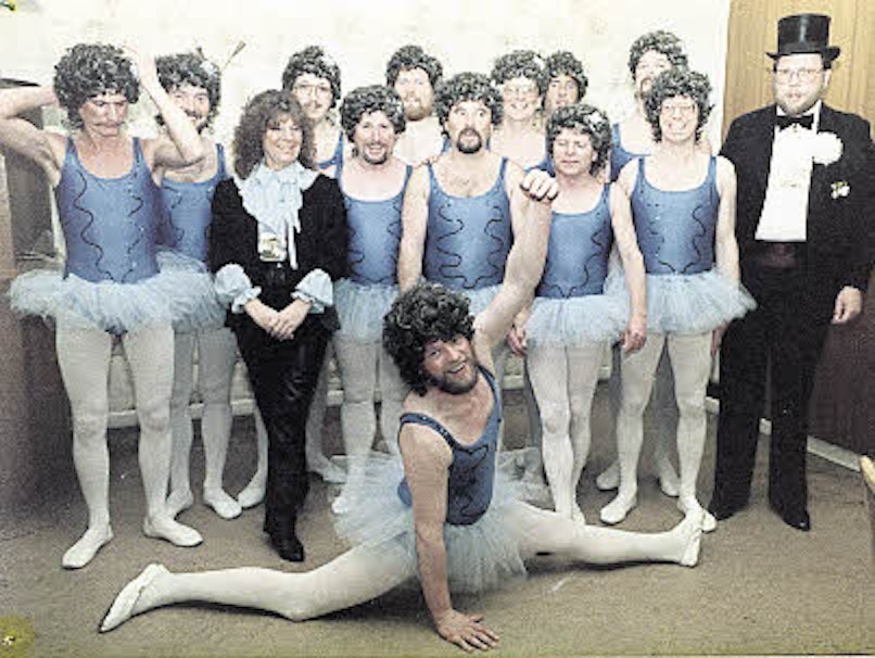 Das Männerballett der Kajuja Mitte der 80er-Jahre.