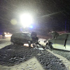 Unfall Polizei Winter