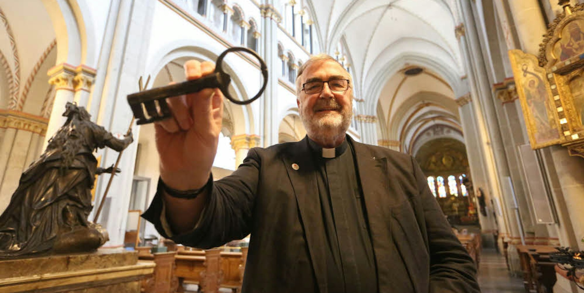 Hat den Schlüssel der katholischen Kirche in Bonn abgegeben: der zurückgetretene Stadtdechant Wilfried Schumacher.
