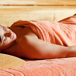 Regelmäßige und wohl dosierte Saunagänge sind gesund und entspannend.