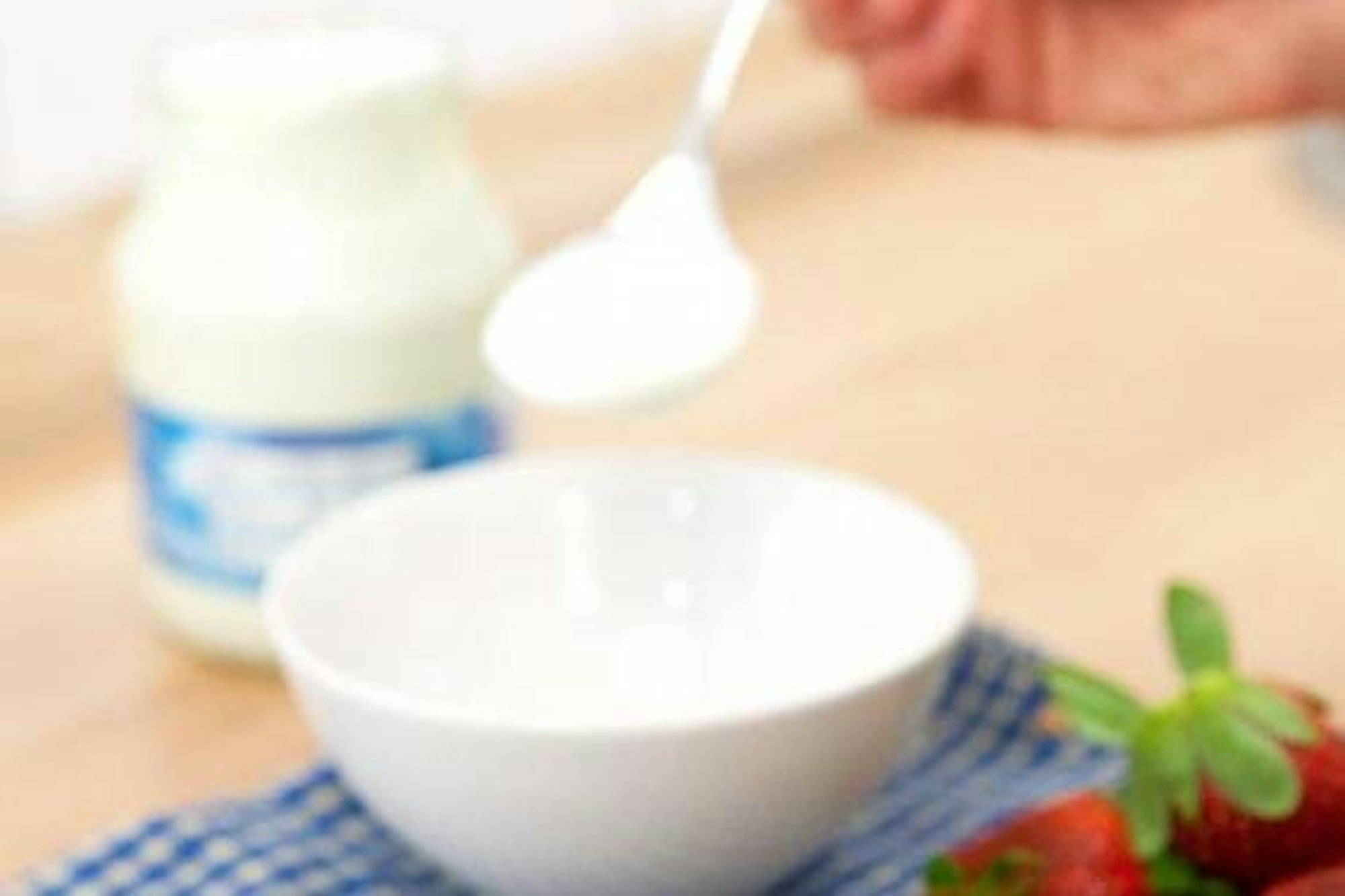 Joghurt liefert viel Protein und Kalzium und ist gut für die Verdauung.