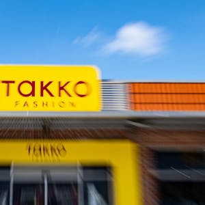 Eingang eines Takko-Geschäfts