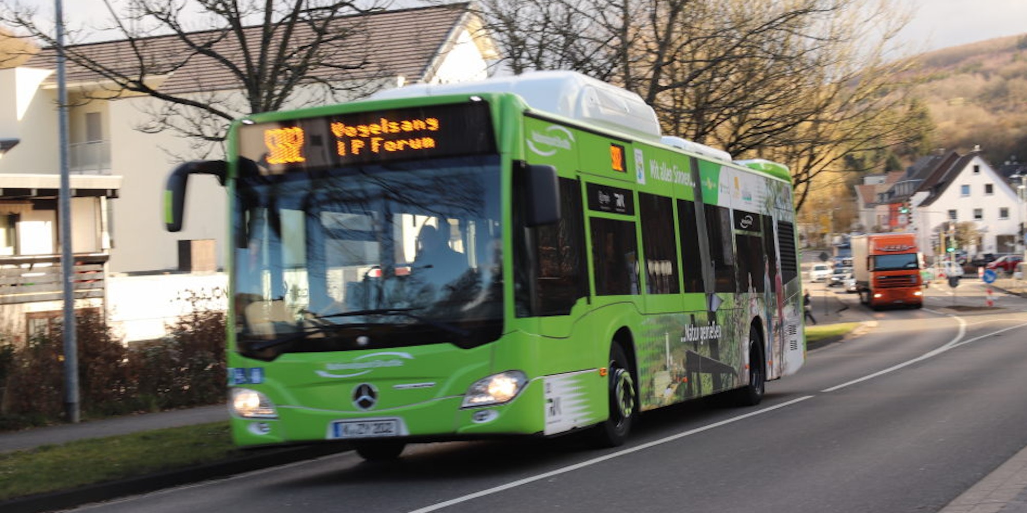 Der Nationalpark-Shuttle von Kall nach Vogelsang fährt das ganze Jahr über und war die erste Freizeitlinie, die im Kreis Euskirchen eingeführt wurde. 2018 nutzten fast 50 000 Fahrgäste den Bus.