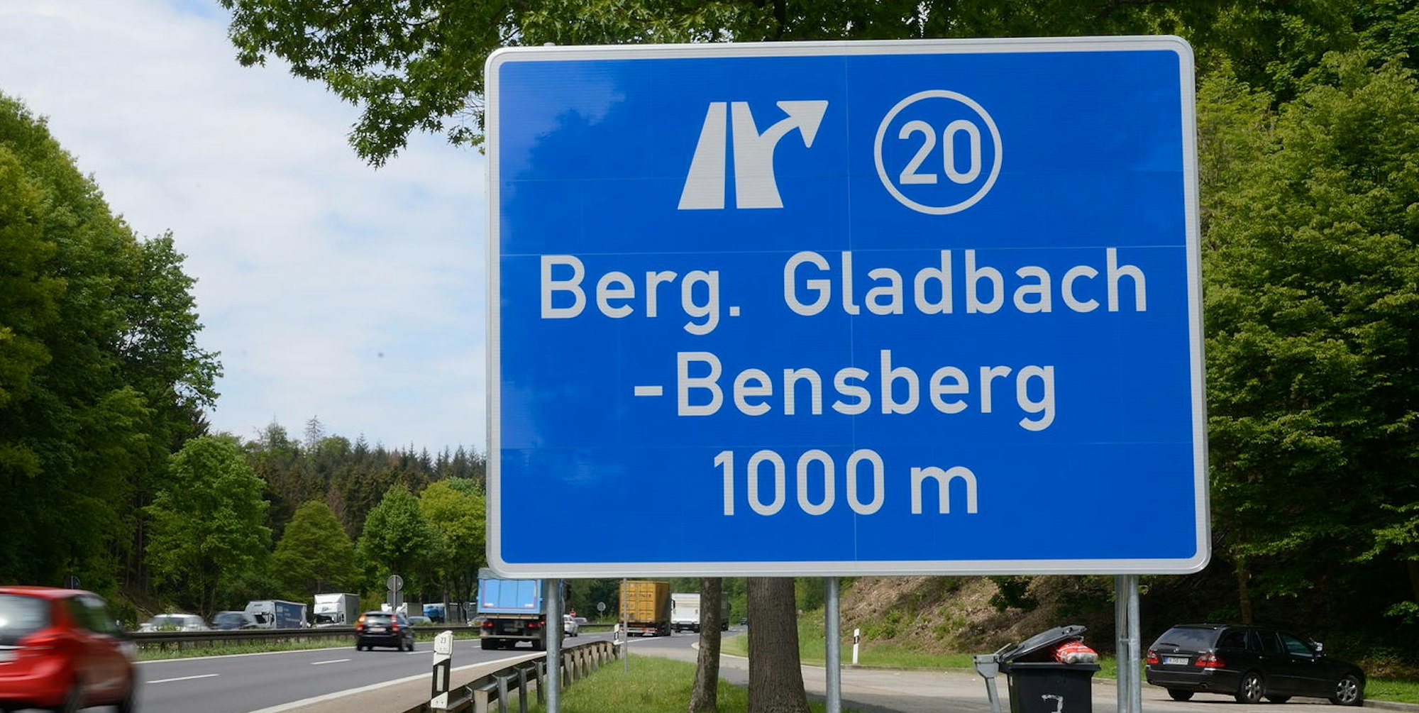 Autobahnschild A4 Bensberg