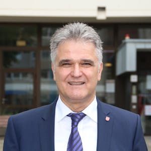Seit 2014 steht Erwin Esser an der Spitze des Wesselinger Rathauses.