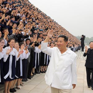 Kim Jong Un weißes Shirt