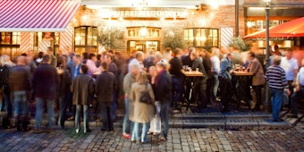 Für die schöne Brauerei „Im Füchschen“ lohnt sich ein Ausflug nach Düsseldorf.
