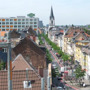 Die Venloer Straße liegt im Zentrum des künftigen Anwohner-Parkgebiets Ehrenfeld.