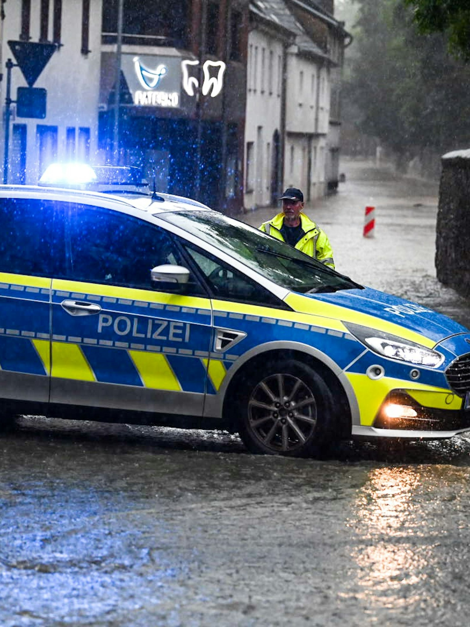 Polizei Flut Euskirchen_004