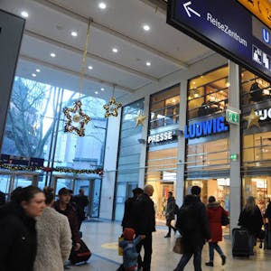 Die Buchhandlung Ludwig im Kölner Hauptbahnhof.