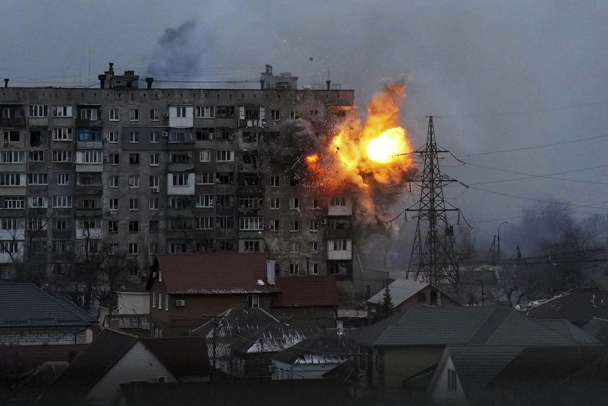 Mariupol Explosion ap 290322