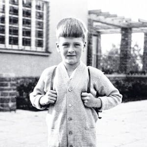 Erster Schultag 1925 – Kurt Molineus erinnert sich gern an seine Kindheit. Als junger Unternehmer in den 50er-Jahren lieh er sich Geld und gründete seinen Spielwaren-Großhandel.